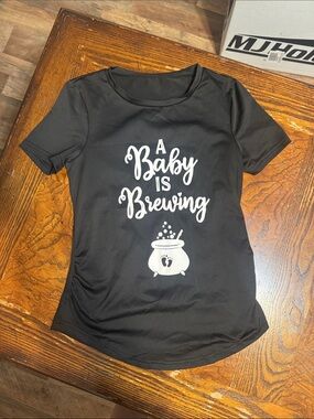 Black 'A Baby Is Brewing' Maternity Tee